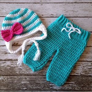 Handmade Striped Baby Hat and Pants Set with Pink Bow